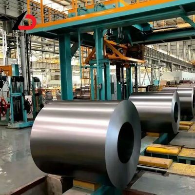 冷熱で鋳造された炭素鋼コイル Q195 Q235 ±1% 許容度
