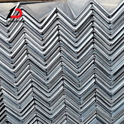穴を開けられた等面角 鉄 200X200X12 V 型 冷たく形成された炭素鋼の角 建設鋼の角