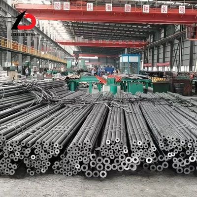 Ss400 S235jr Ss330 St37 St52 22*2.5mm 25*2mm 20*2.5mm 30*3mm 丸型 黒色塗装低炭素鋼管 ホットロールシームレスパイプ